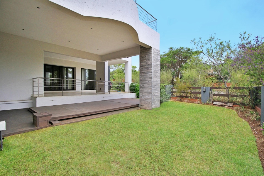 To Let 5 Bedroom Property for Rent in Waterfall Country Estate Gauteng