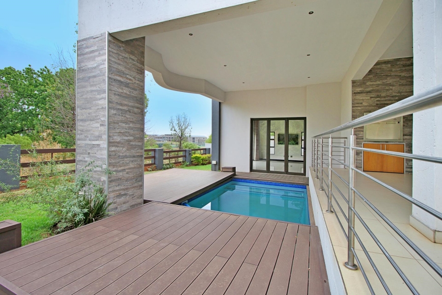 To Let 5 Bedroom Property for Rent in Waterfall Country Estate Gauteng
