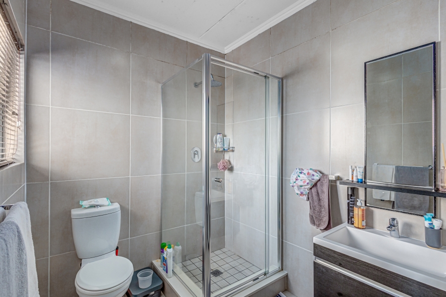 2 Bedroom Property for Sale in Kyalami Gauteng