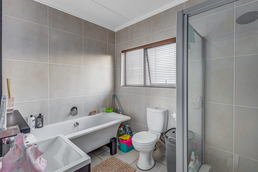 2 Bedroom Property for Sale in Kyalami Gauteng