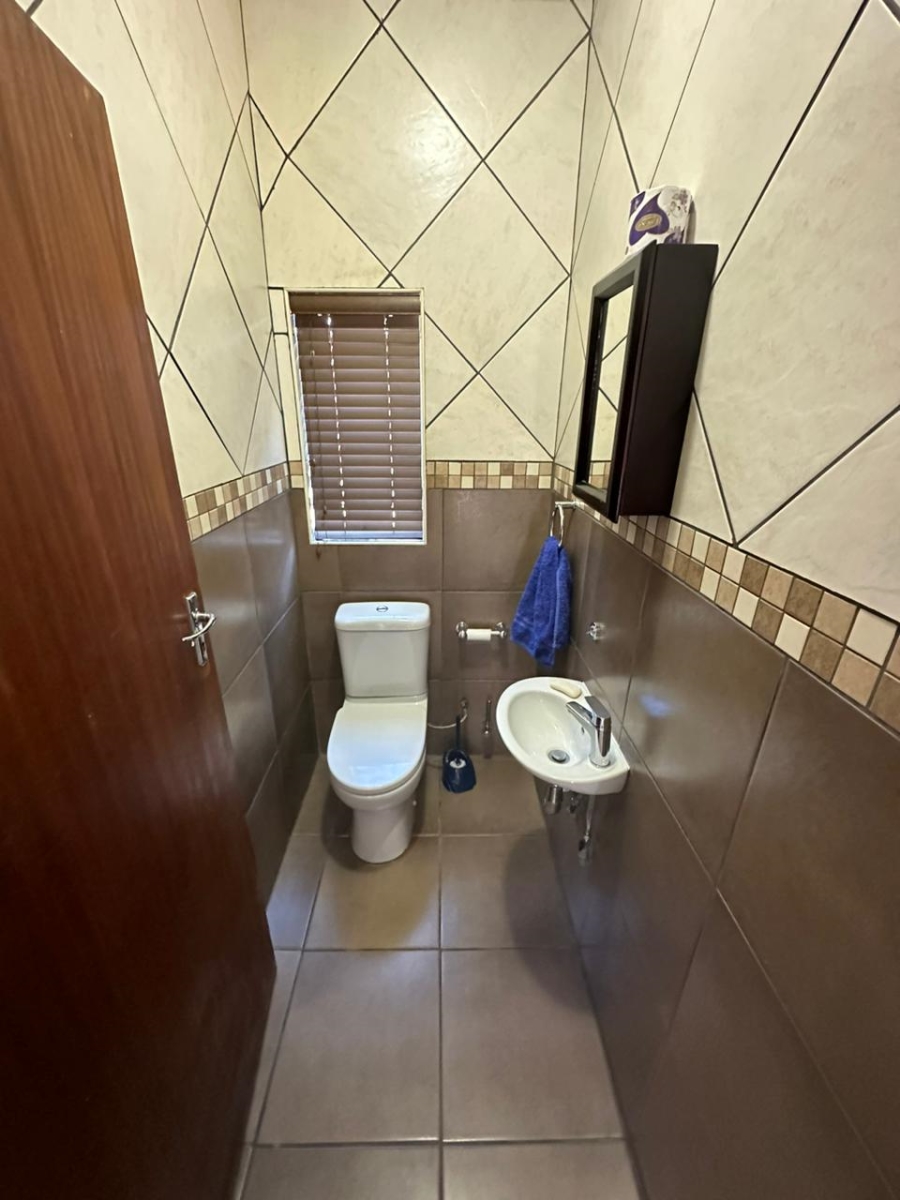 3 Bedroom Property for Sale in Villieria Gauteng