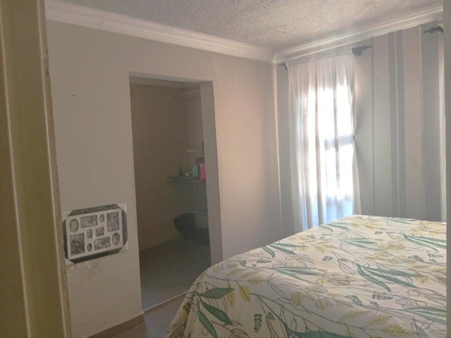 4 Bedroom Property for Sale in Windmill Park Gauteng