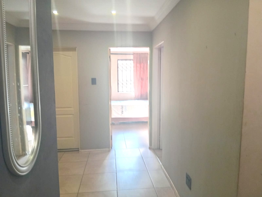 4 Bedroom Property for Sale in Windmill Park Gauteng