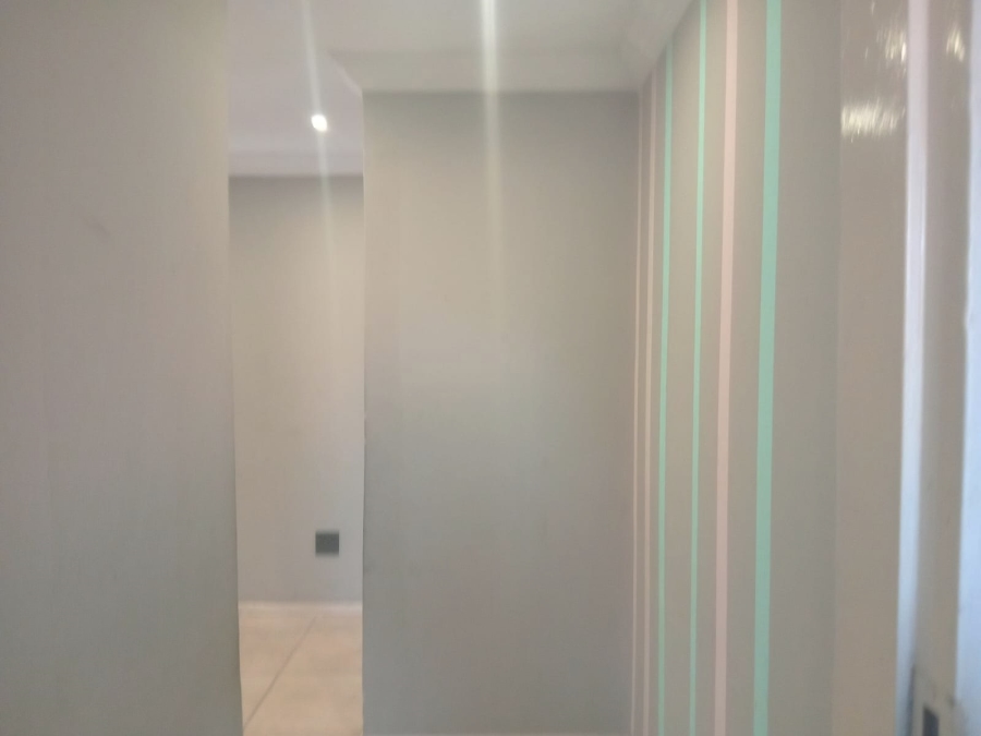 4 Bedroom Property for Sale in Windmill Park Gauteng