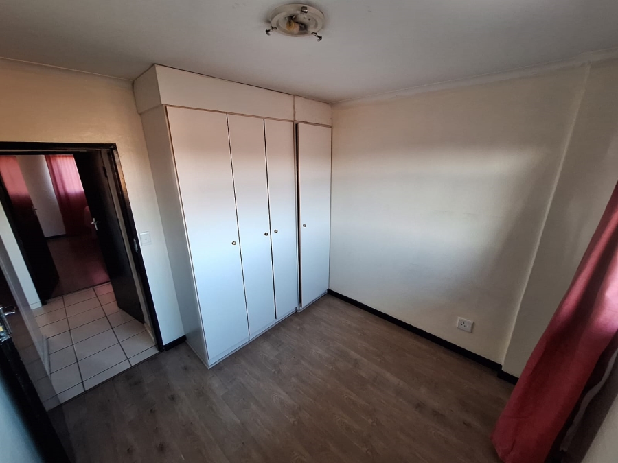 2 Bedroom Property for Sale in Zwartkop Gauteng