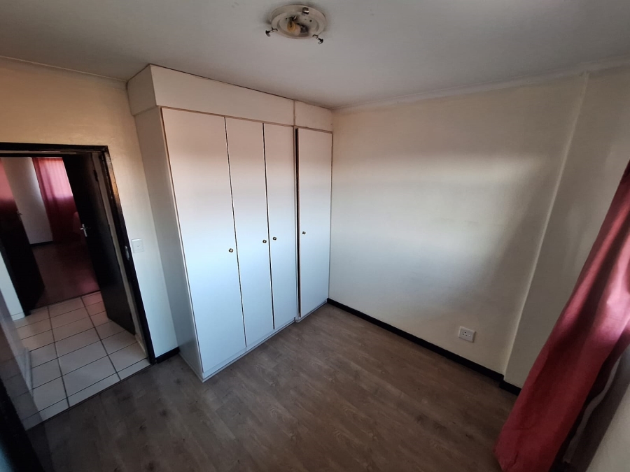 2 Bedroom Property for Sale in Zwartkop Gauteng