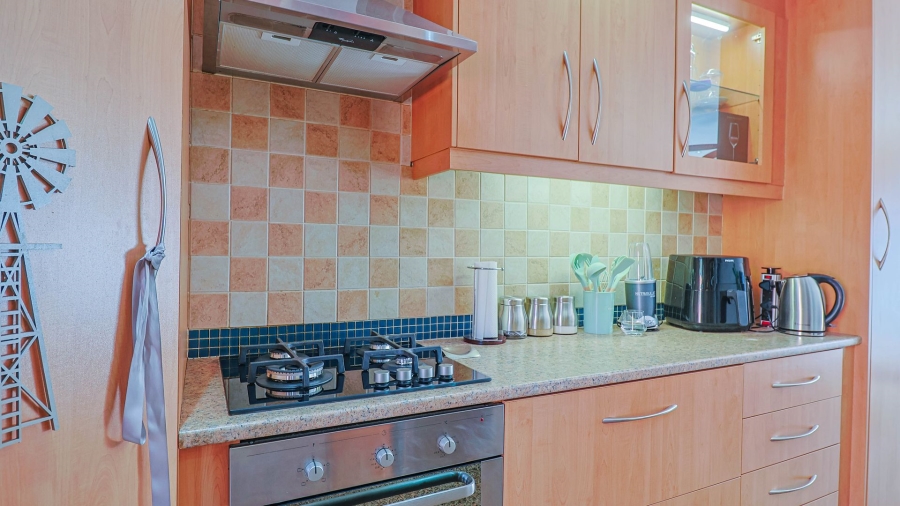 2 Bedroom Property for Sale in Pierre Van Ryneveld Gauteng