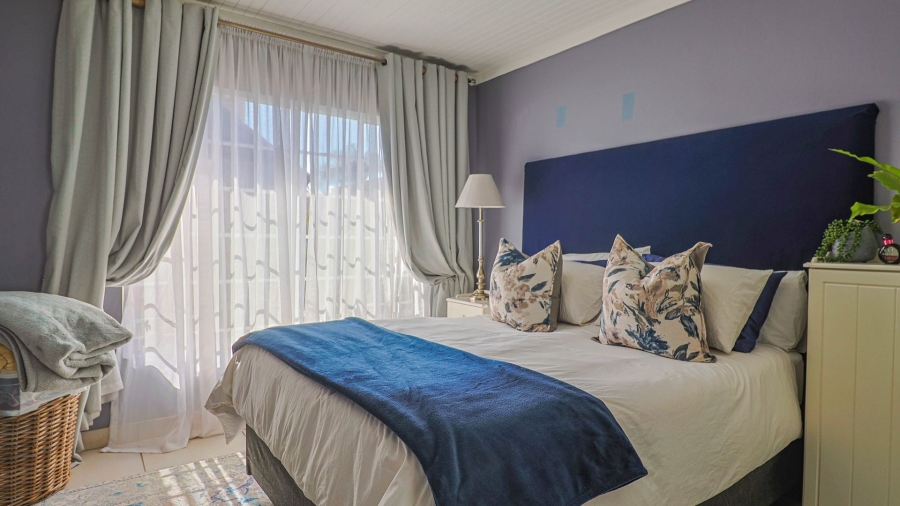 2 Bedroom Property for Sale in Pierre Van Ryneveld Gauteng