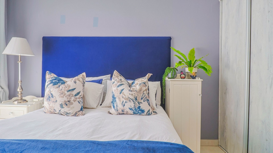 2 Bedroom Property for Sale in Pierre Van Ryneveld Gauteng