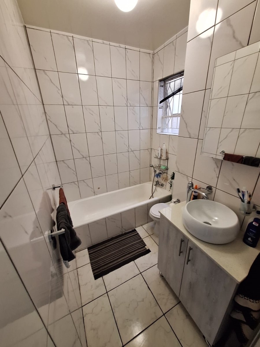 2 Bedroom Property for Sale in Eastleigh Gauteng