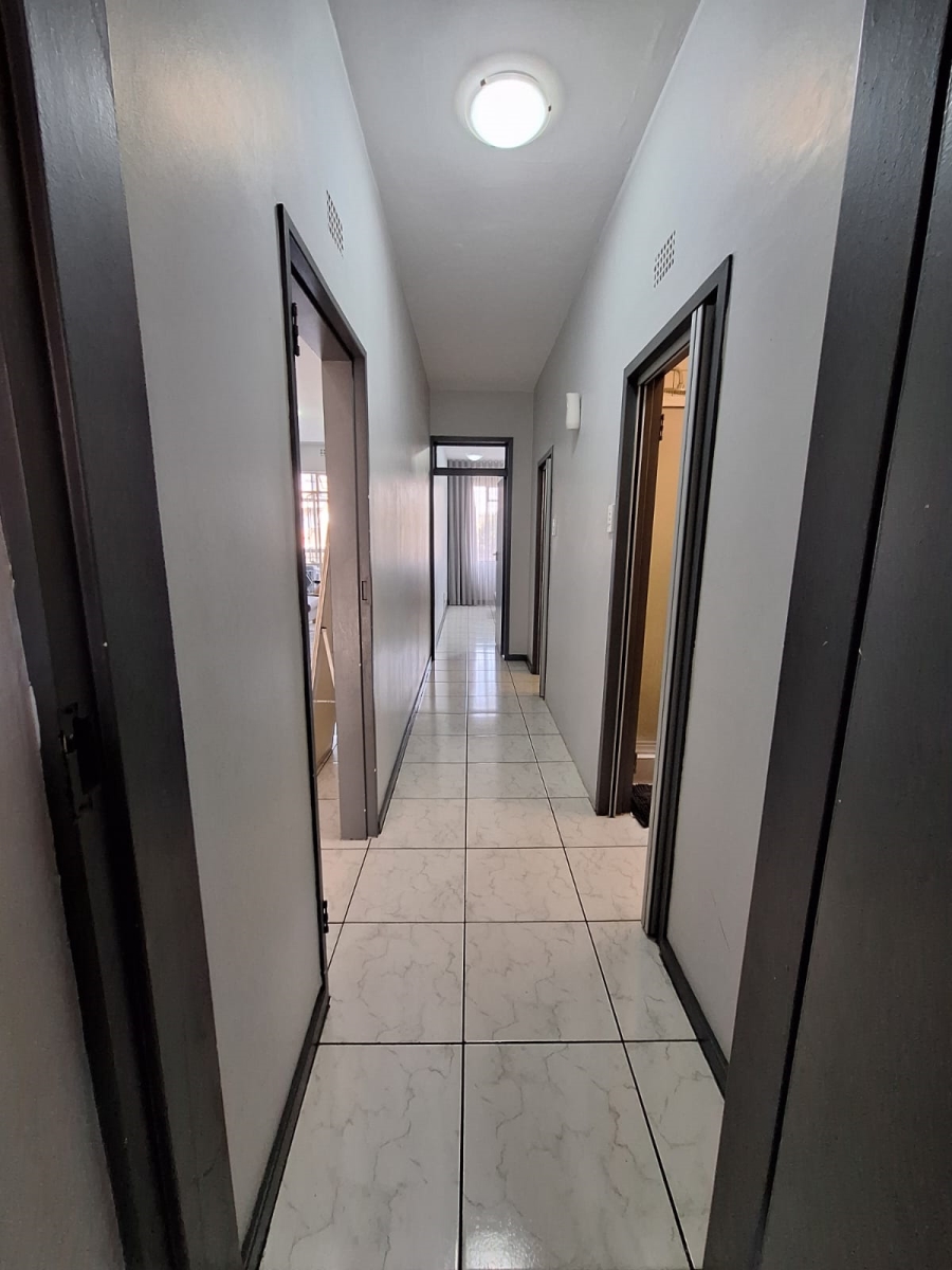 2 Bedroom Property for Sale in Eastleigh Gauteng