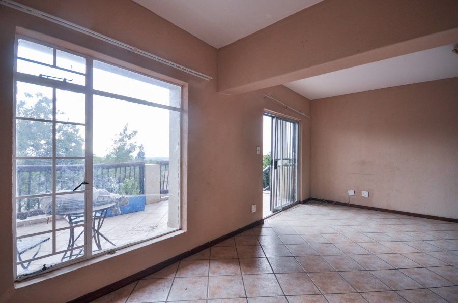 2 Bedroom Property for Sale in La Montagne Gauteng