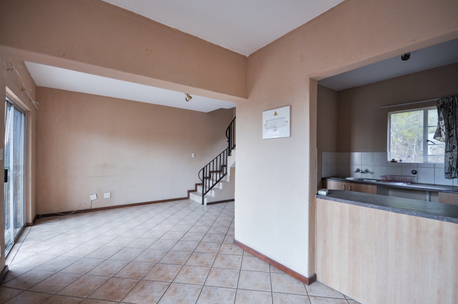2 Bedroom Property for Sale in La Montagne Gauteng
