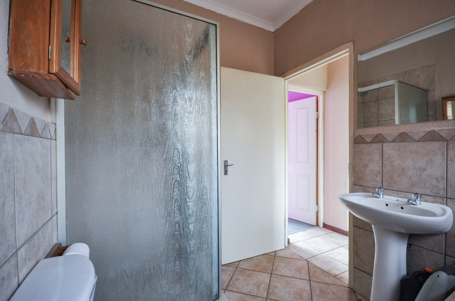 2 Bedroom Property for Sale in La Montagne Gauteng