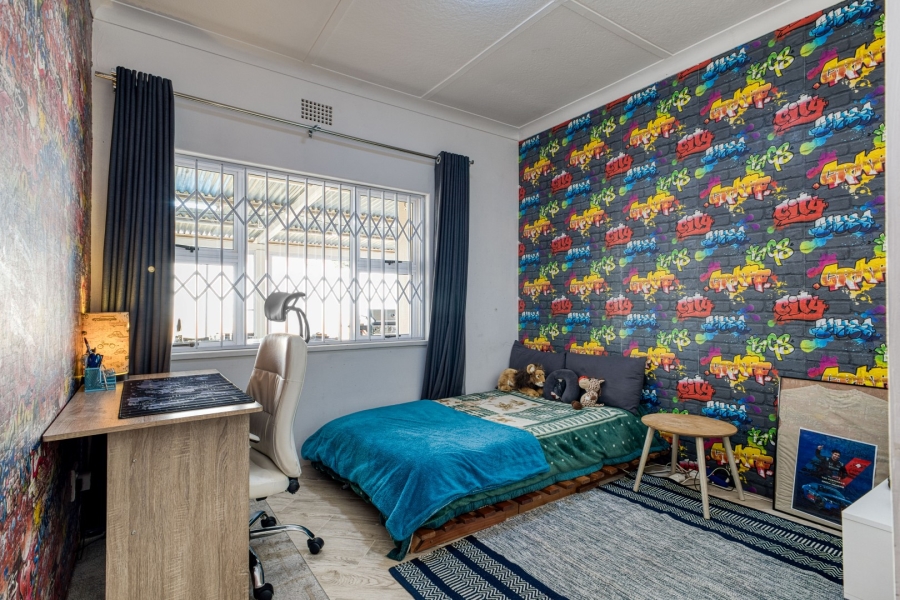 3 Bedroom Property for Sale in Fontainebleau Gauteng