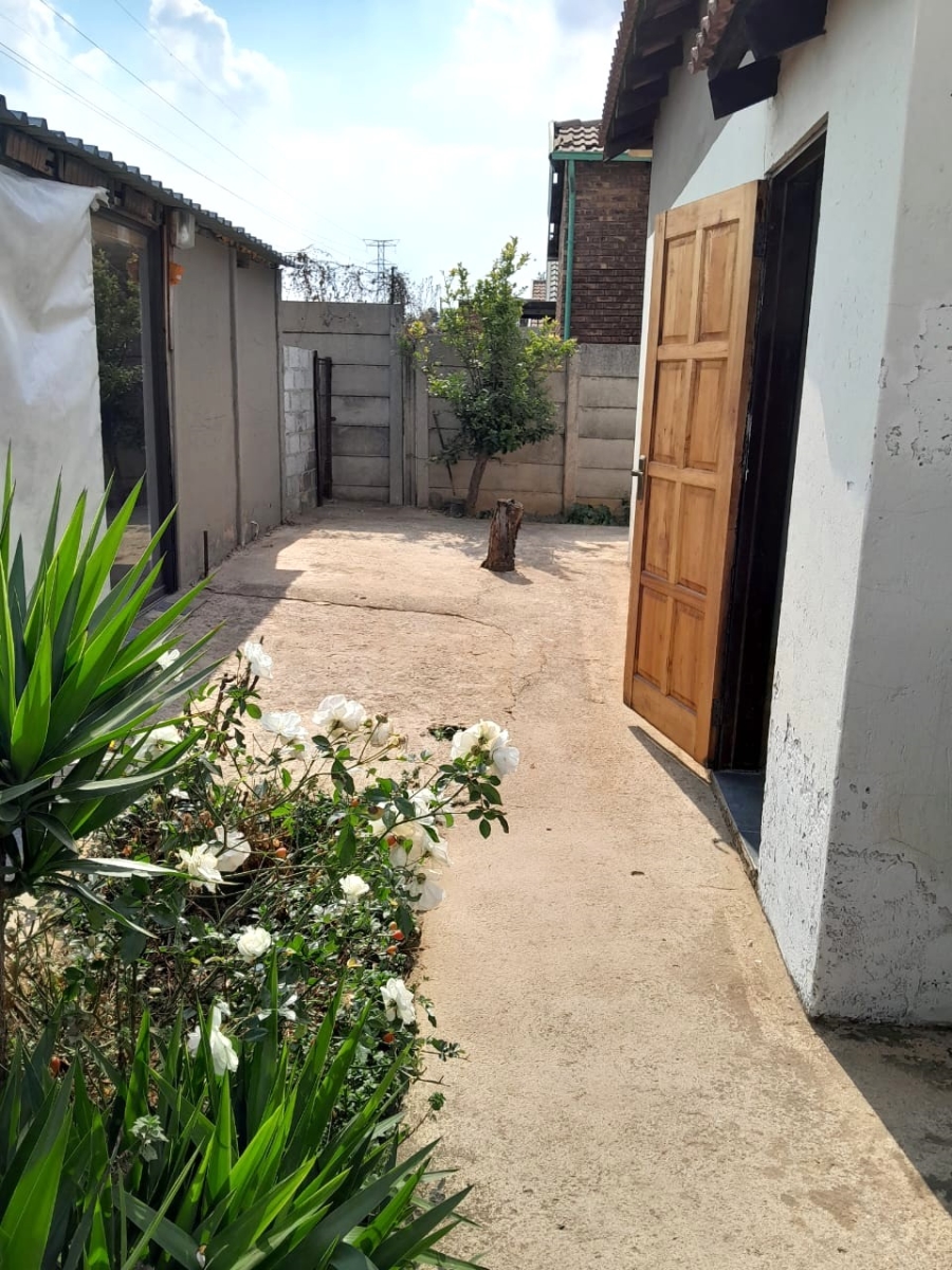 3 Bedroom Property for Sale in Daveyton Gauteng