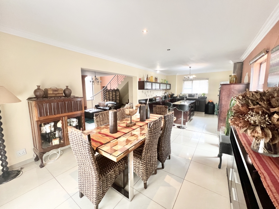To Let 4 Bedroom Property for Rent in Stone Ridge Gauteng