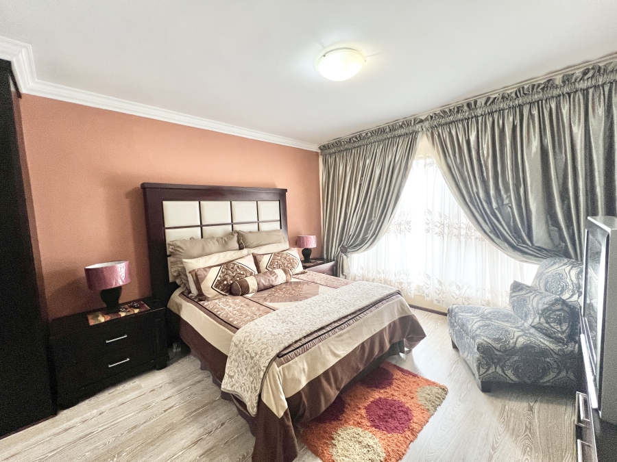 To Let 4 Bedroom Property for Rent in Stone Ridge Gauteng