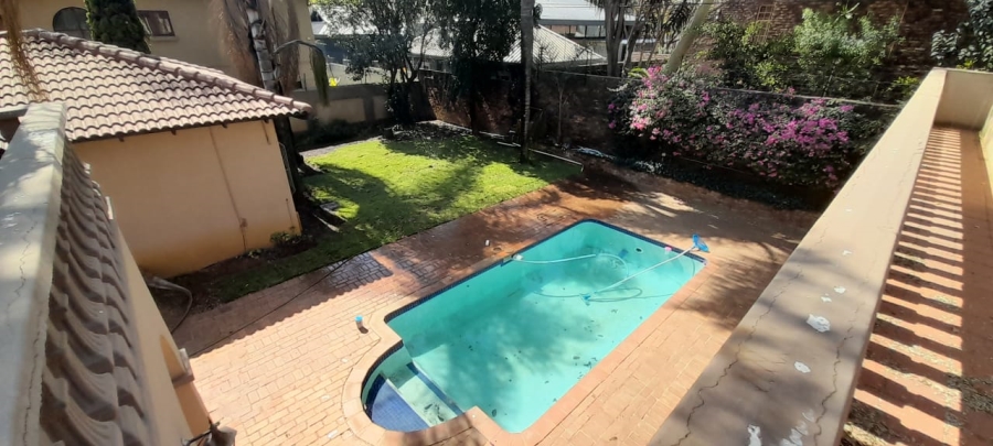 To Let 4 Bedroom Property for Rent in Waterkloof Gauteng