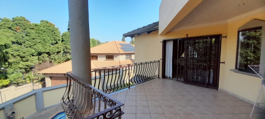 To Let 5 Bedroom Property for Rent in Waterkloof Ridge Gauteng