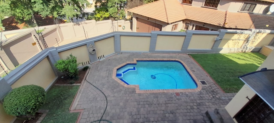 To Let 5 Bedroom Property for Rent in Waterkloof Ridge Gauteng