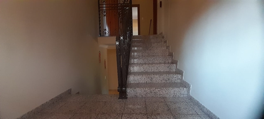 To Let 5 Bedroom Property for Rent in Waterkloof Ridge Gauteng