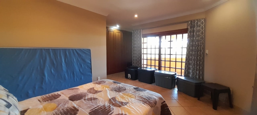 To Let 5 Bedroom Property for Rent in Waterkloof Ridge Gauteng
