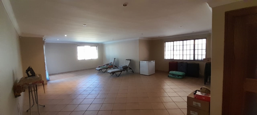 To Let 5 Bedroom Property for Rent in Waterkloof Ridge Gauteng