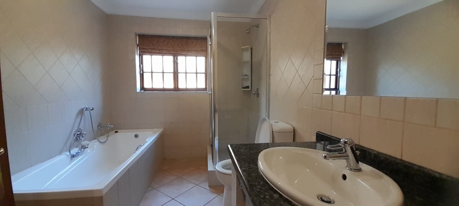 To Let 5 Bedroom Property for Rent in Waterkloof Ridge Gauteng