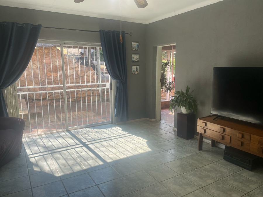 4 Bedroom Property for Sale in Kenmare Gauteng