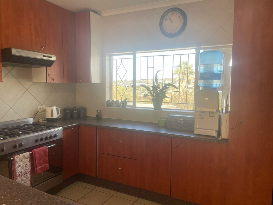 4 Bedroom Property for Sale in Kenmare Gauteng