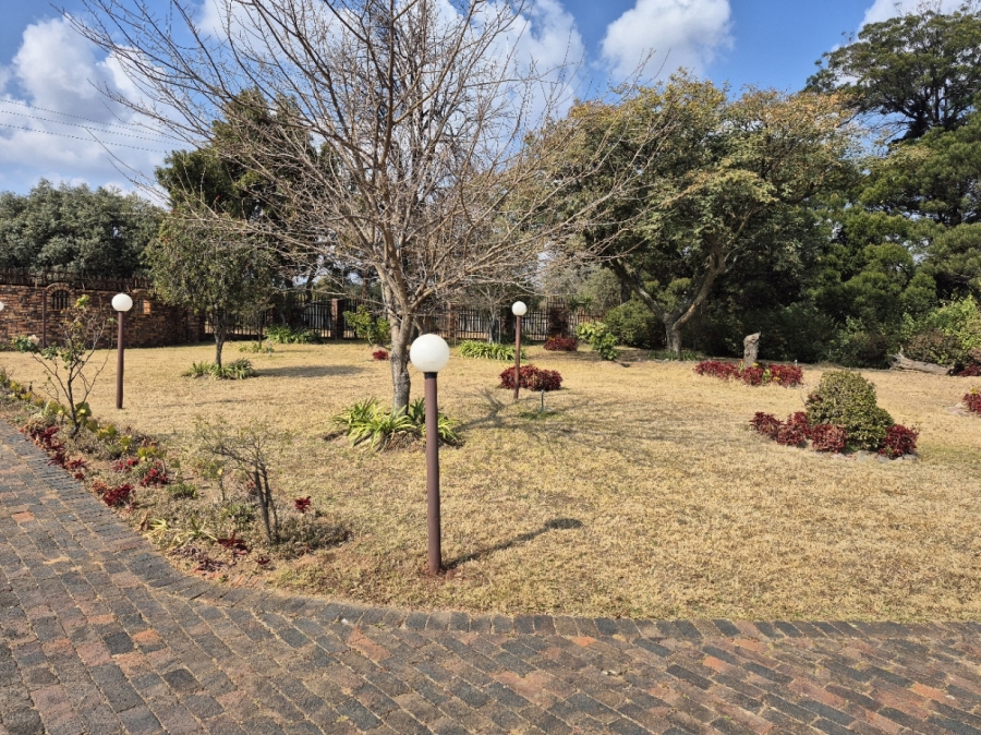 To Let 5 Bedroom Property for Rent in Randjesfontein A H Gauteng