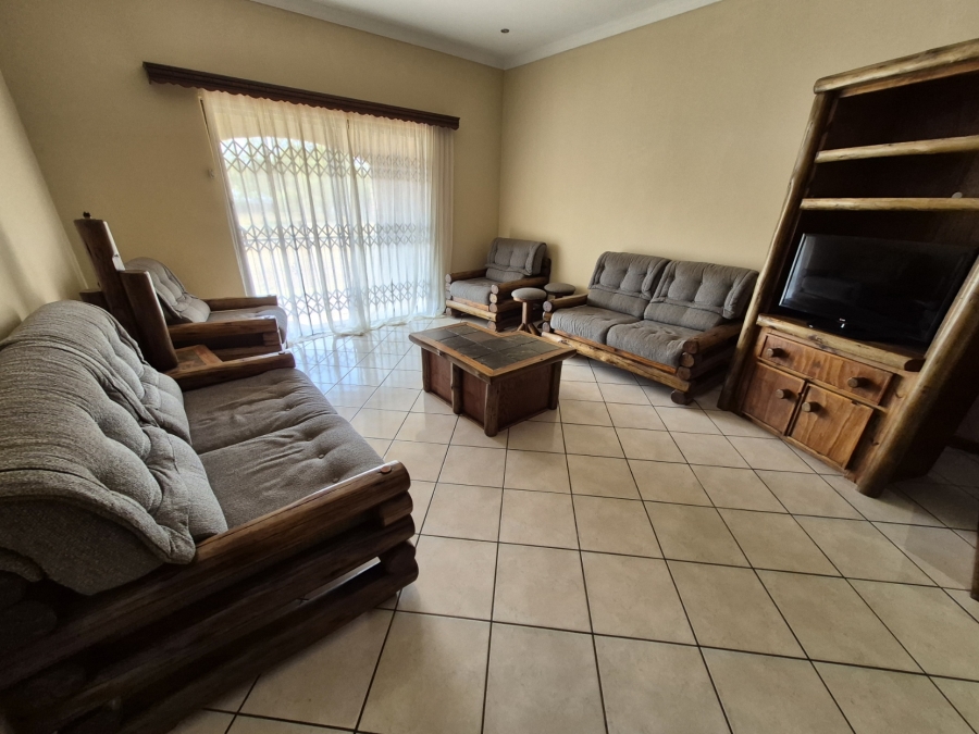 To Let 5 Bedroom Property for Rent in Randjesfontein A H Gauteng