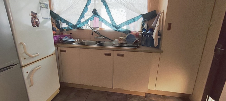 4 Bedroom Property for Sale in Greenhills Gauteng