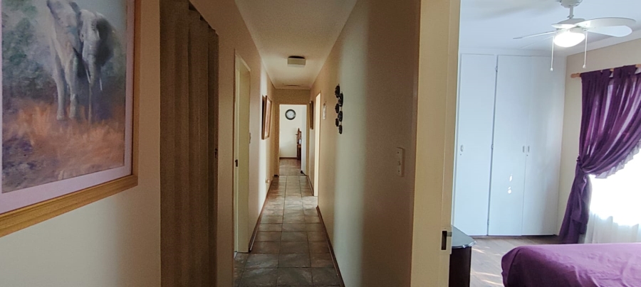 4 Bedroom Property for Sale in Greenhills Gauteng