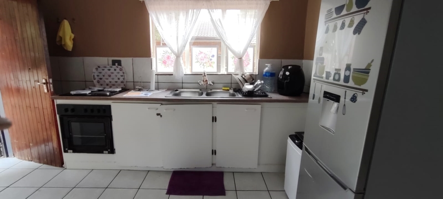 4 Bedroom Property for Sale in Greenhills Gauteng