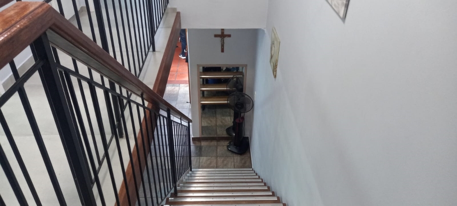 2 Bedroom Property for Sale in South Crest Gauteng
