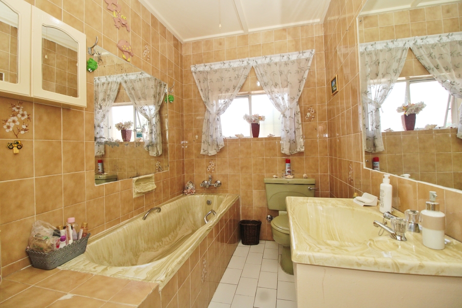 4 Bedroom Property for Sale in Primrose Gauteng