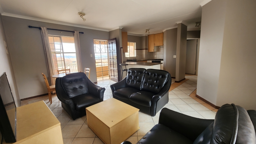 2 Bedroom Property for Sale in Die Hoewes Gauteng