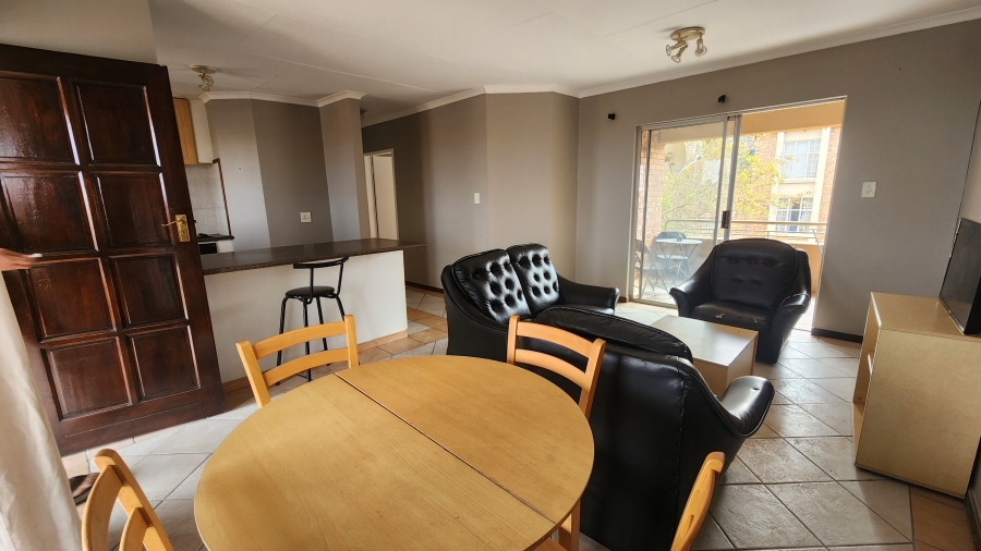 2 Bedroom Property for Sale in Die Hoewes Gauteng