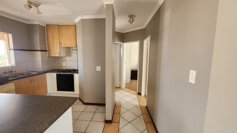 2 Bedroom Property for Sale in Die Hoewes Gauteng