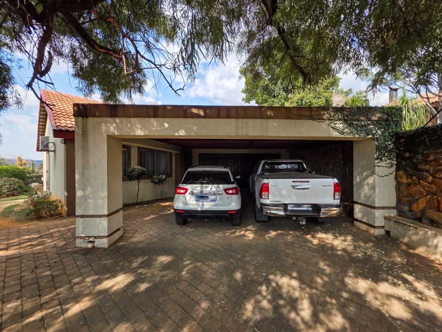 4 Bedroom Property for Sale in Moreleta Park Gauteng