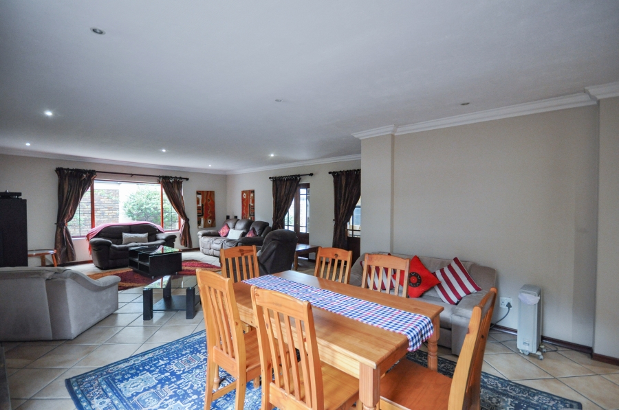 5 Bedroom Property for Sale in Menlo Park Gauteng