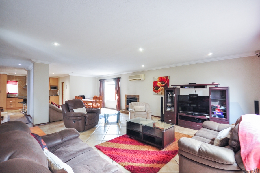5 Bedroom Property for Sale in Menlo Park Gauteng