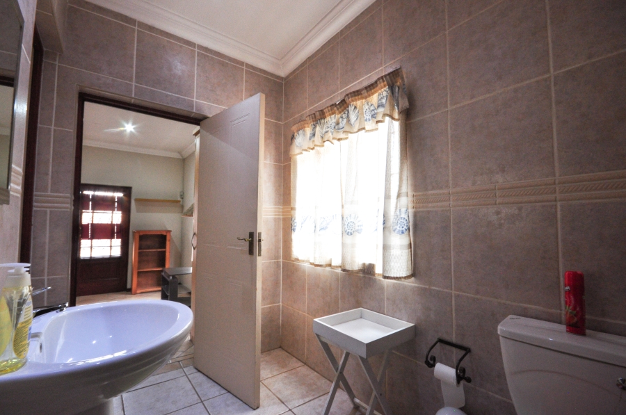 5 Bedroom Property for Sale in Menlo Park Gauteng