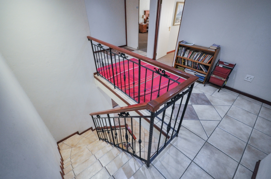 5 Bedroom Property for Sale in Menlo Park Gauteng