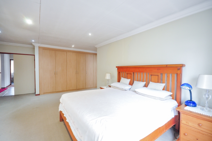 5 Bedroom Property for Sale in Menlo Park Gauteng