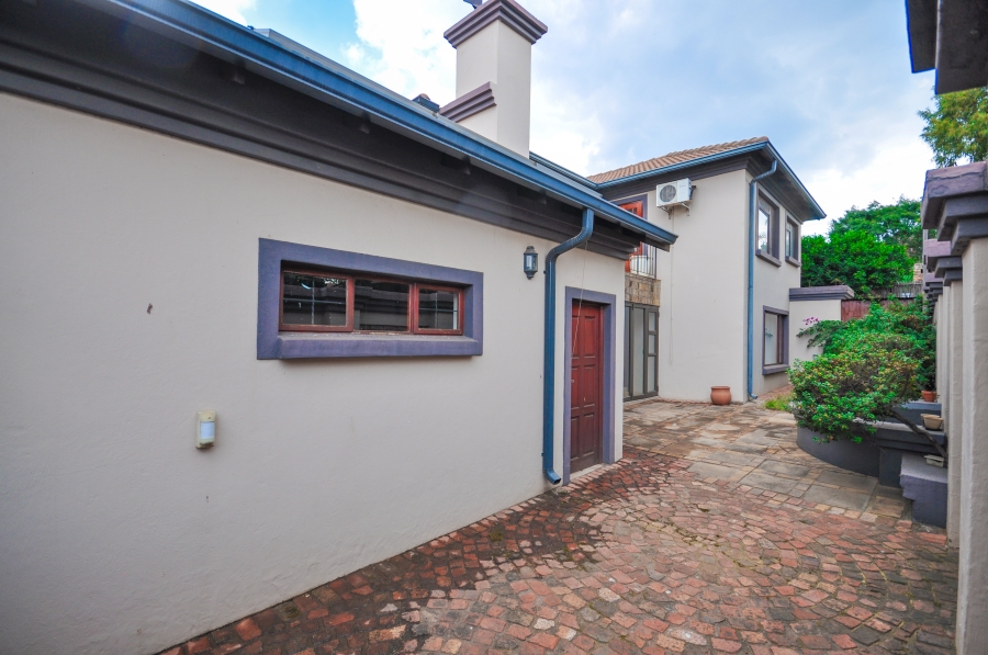 5 Bedroom Property for Sale in Menlo Park Gauteng