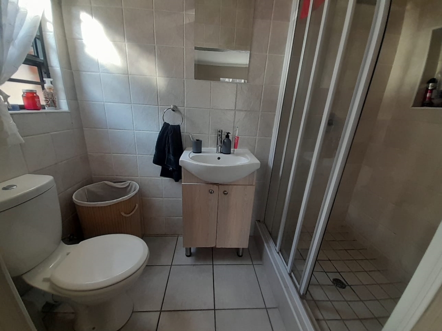 To Let 2 Bedroom Property for Rent in Wilgeheuwel Gauteng