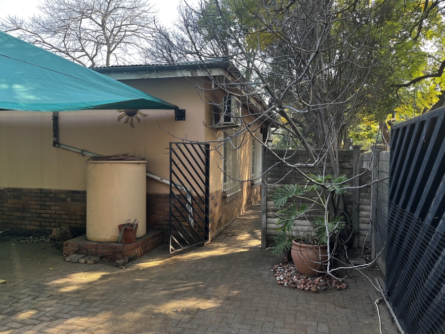 2 Bedroom Property for Sale in Rietfontein Gauteng